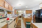 1772 Windsor Ave - Photo 15