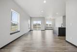 693 Monashee Ln - Photo 5