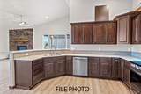 8051 Pasture View St - Photo 4