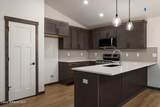 2212 Maverick Ct - Photo 7