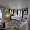 429 8th St - Photo 15
