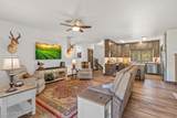 545 Peacock Ln - Photo 4