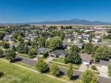 2715 Broadmoore Dr - Photo 49