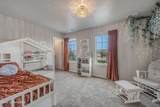 2033 Bunting Ln - Photo 31