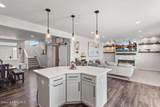 1033 Percival Ln - Photo 7