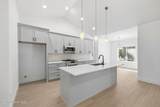 7705 Howard Rd - Photo 9