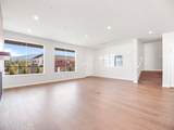 1037 Railroad Avenue - Photo 5