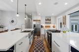 944 Balcony Dr - Photo 10