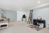 2143 Greenleaf Ln - Photo 15