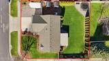 2143 Greenleaf Ln - Photo 29