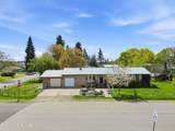 468 Helen Ave - Photo 3