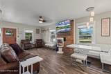 372 Jefferson Ave - Photo 7