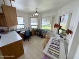 1537 Woodlawn Dr - Photo 9