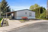 2206 Oxford Cir - Photo 2