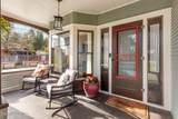 1040 23rd St - Photo 3
