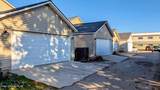 1627 Zoey Ln - Photo 21