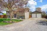 1879 Prairieview Dr - Photo 43