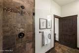 563 Lakeshore Ave - Photo 22