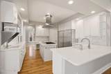 1611 Heritage Ln - Photo 12