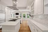 1611 Heritage Ln - Photo 15
