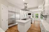 1611 Heritage Ln - Photo 16