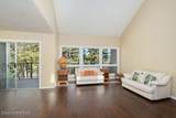 10637 Friar Dr - Photo 10