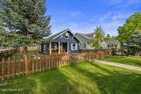302 16th St - Photo 1