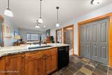 604 Bunker Ave - Photo 16