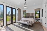 8033 Gozzer Rd - Photo 46