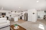 1553 Luna St - Photo 10