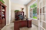 555 Harbor View Dr - Photo 5
