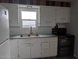 908 Division St - Photo 11