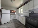 908 Division St - Photo 12