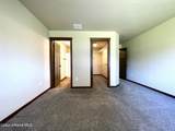 670 Valley St - Photo 22