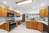 1385 Woodlawn Dr - Photo 8