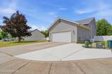 1141 Bainbridge St - Photo 3