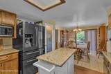 5792 Parkwood Cir - Photo 12