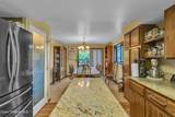 5792 Parkwood Cir - Photo 14