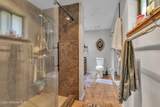 5792 Parkwood Cir - Photo 23