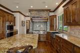 5686 Onyx Cir - Photo 25