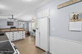 4918 Cougar Cir - Photo 18
