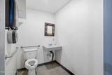 358 Montgomery St - Photo 20