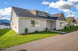 11811 Railway Ave - Photo 2