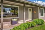 1032 23rd St - Photo 4