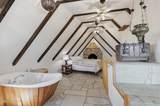 1018 Mogul Hill Rd - Photo 59