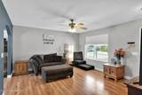 1302 Moonstone St - Photo 5