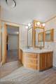 2299 Merlyn Way - Photo 24