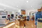2472 Warwick Ct - Photo 18