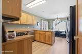 1049 Bainbridge St - Photo 10