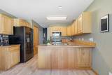 1049 Bainbridge St - Photo 12